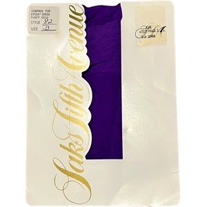 NWT VINTAGE SAKS FIFTH AVENUE PURPLE TIGHTS SIZE B